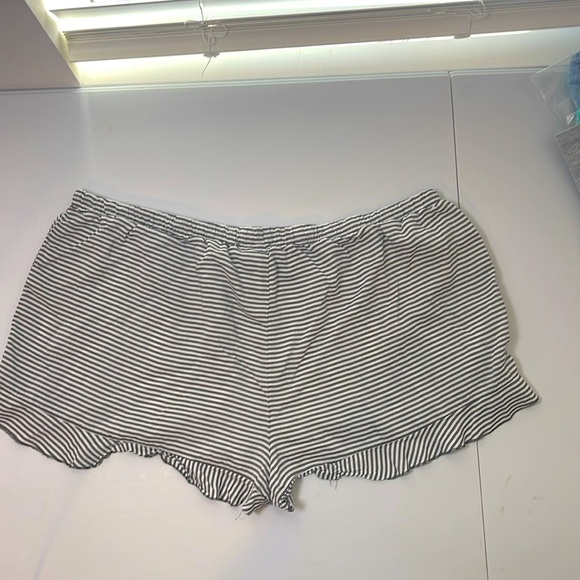 Bundle 3 Pairs of Sleep Shorts Sleepwear Size L - Picture 9 of 10